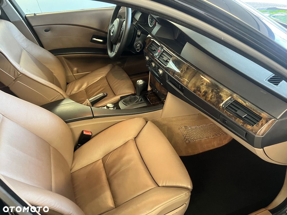 BMW Seria 5 - 16