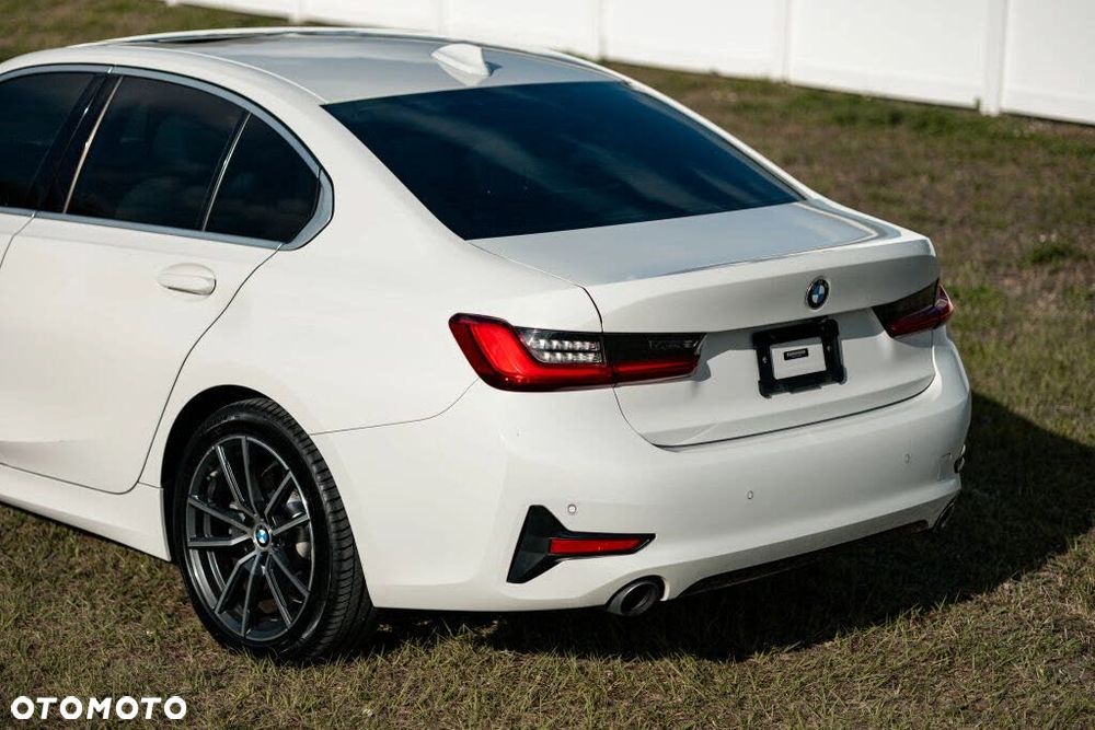 BMW Seria 3 330i xDrive M Sport - 7