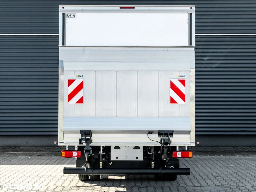 Iveco Daily 50C18HA8Z kontener z windą 1000 kg - 12