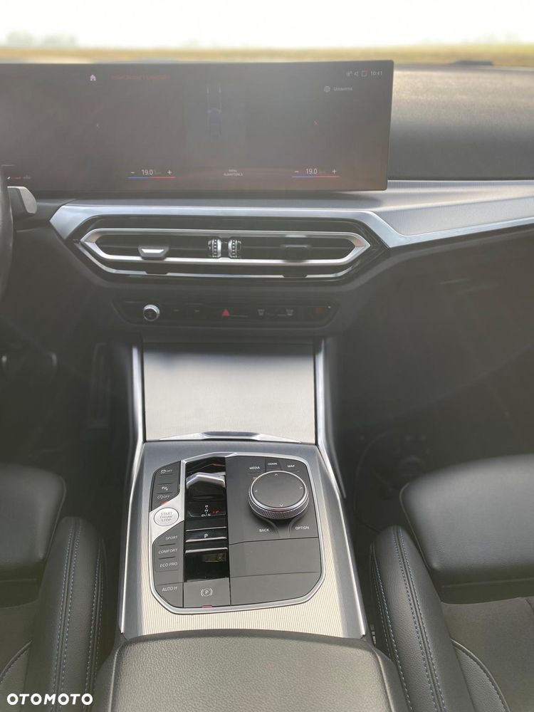 BMW Seria 3 330i xDrive M Sport sport - 12