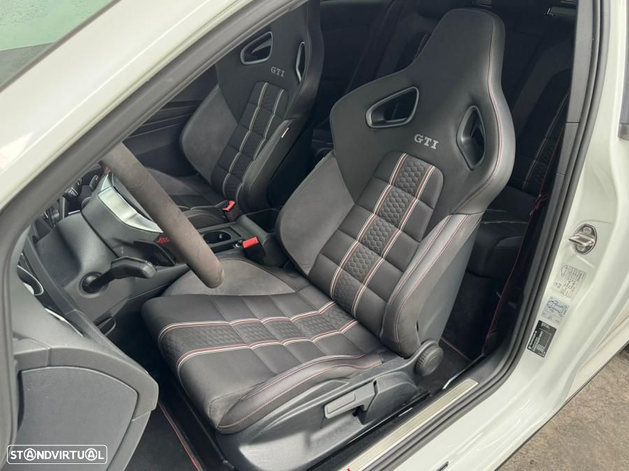 VW Golf GTI Clubsport DSG - 15