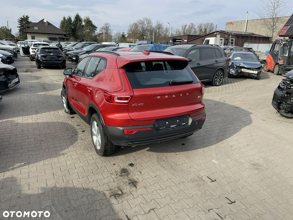 Volvo XC 40 B4 B AWD Geartronic RDesign - 5