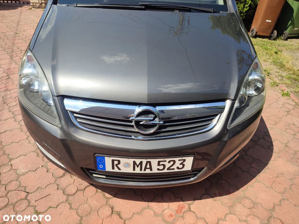 Opel Zafira - 4