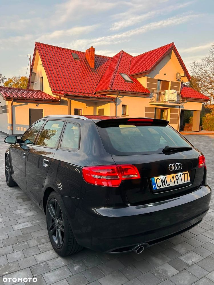 Audi A3 Sportback 2.0 TDI DPF Ambition - 4