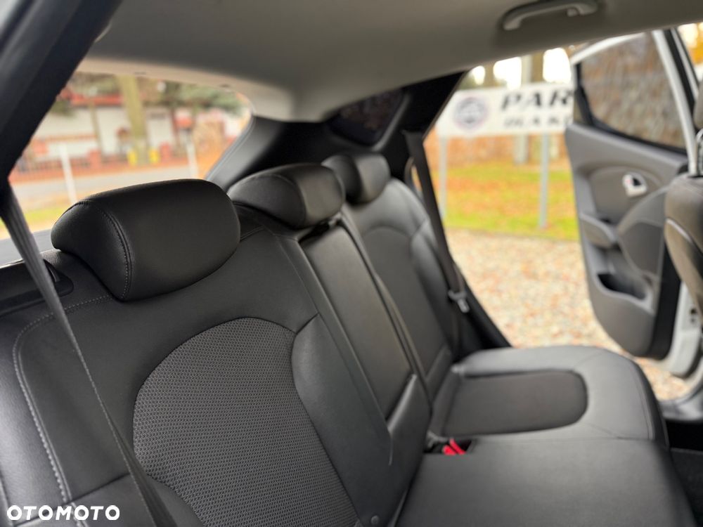 Hyundai ix35 - 23