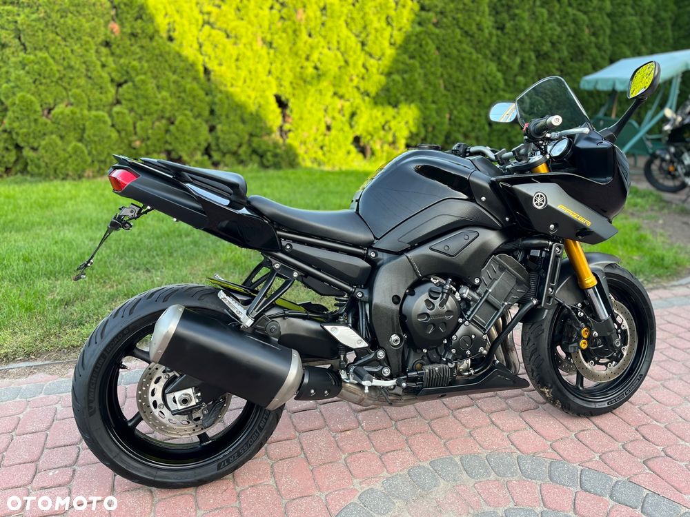 Yamaha FZ8 - 5
