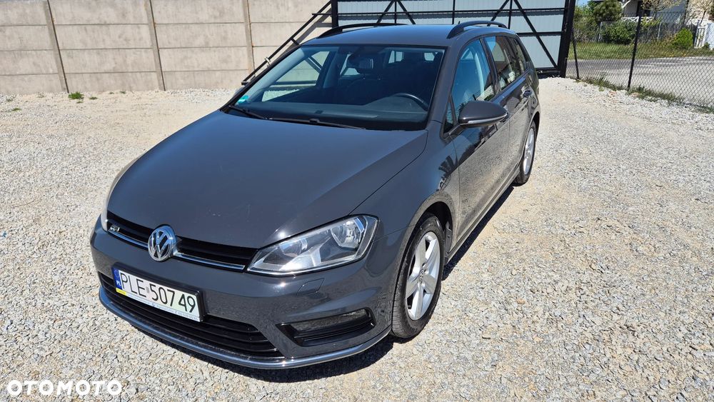 Volkswagen Golf - 22
