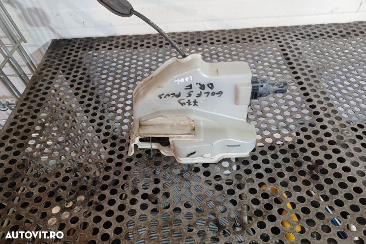 Broasca usa fata dreapta 3D1837016 Volkswagen VW Golf 5 [2003 - 2009] - 1