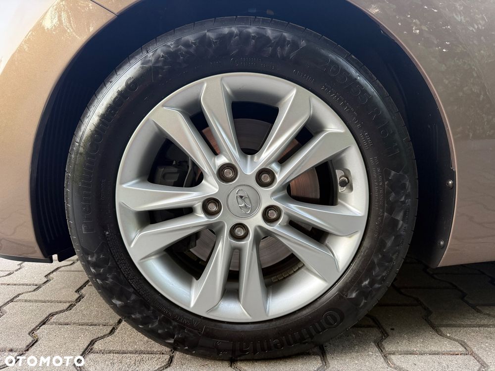 Hyundai i30 1.6 Fifa World Cup Edition - 17