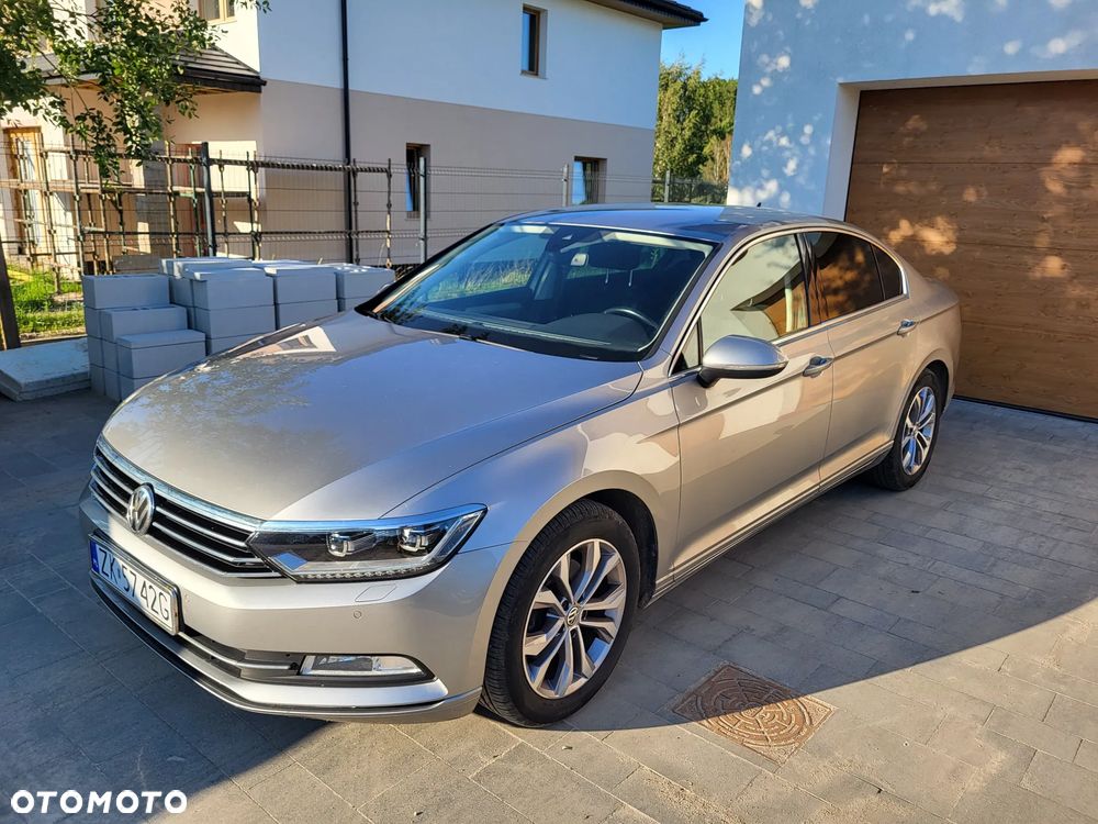 Volkswagen Passat 1.8 TSI BMT Comfortline - 1