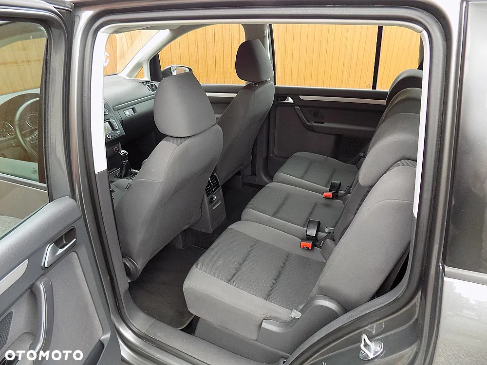 Volkswagen Touran 1.2 TSI Trendline - 6