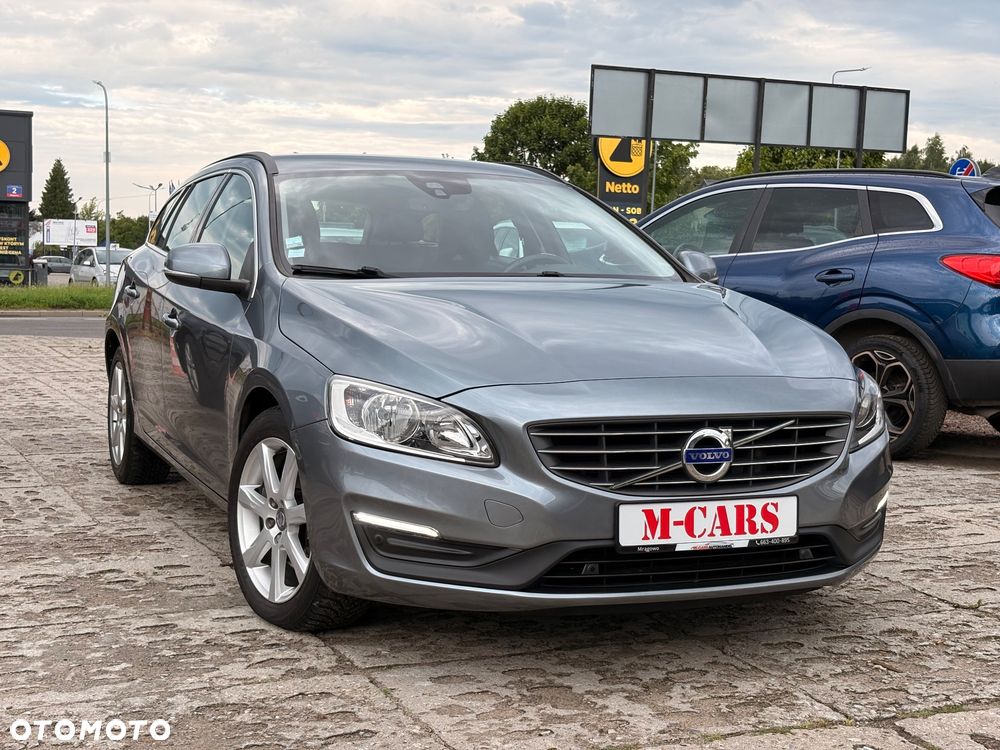 Volvo V60 D3 Momentum Core - 4