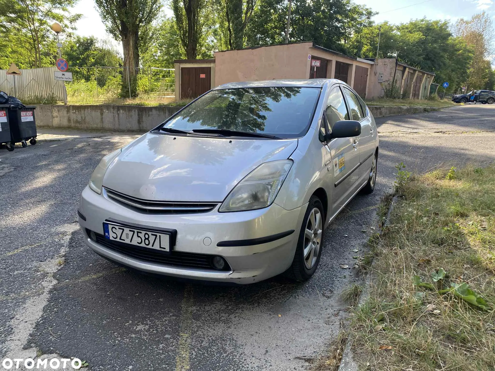 Toyota Prius - 10