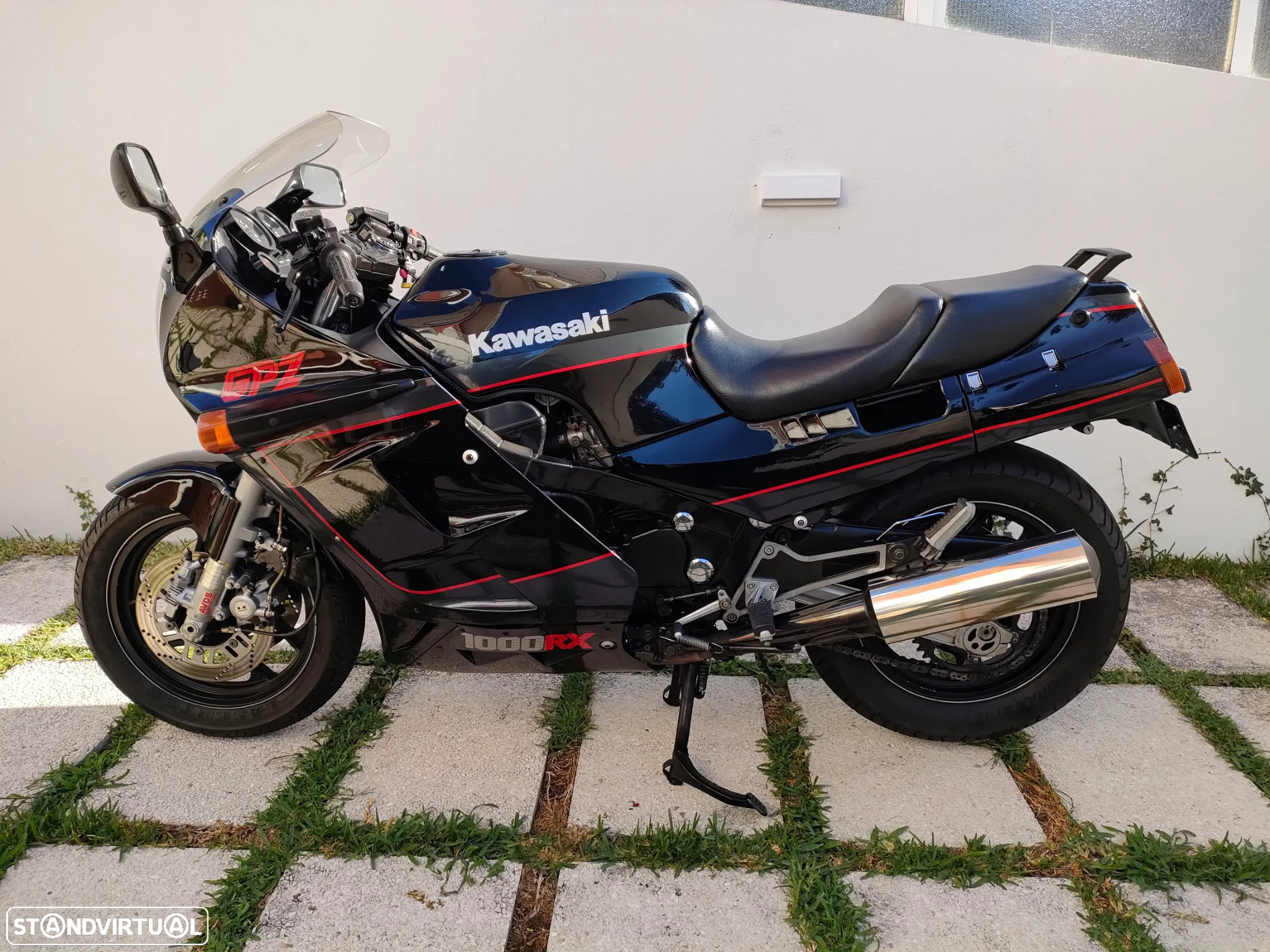 Kawasaki GPZ 1000 RX - 4