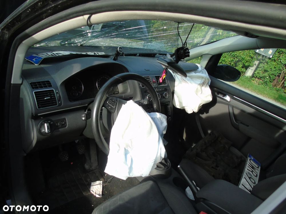 Volkswagen Touran 2.0 TDI DPF Comfortline - 15