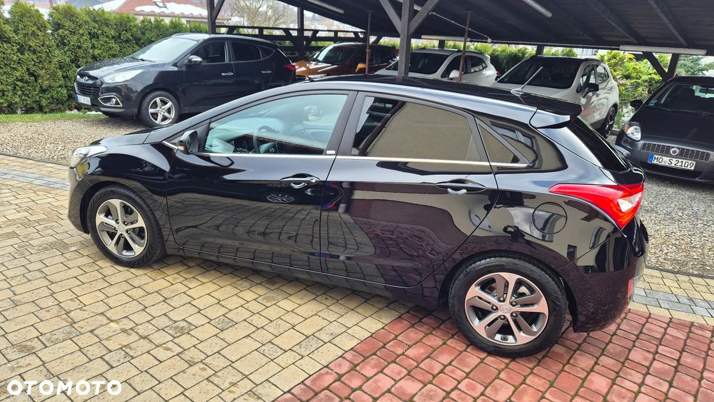 Hyundai i30 1.4 Passion Plus - 9