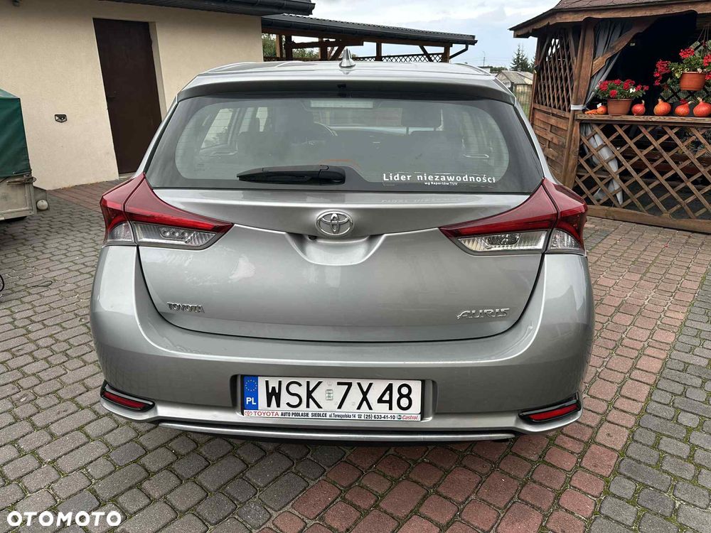 Toyota Auris 1.6 Comfort - 4