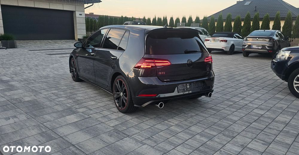 Volkswagen Golf GTI 2.0 TSI OPF DSG Performance - 4