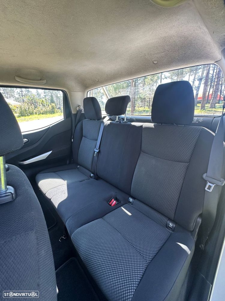 Nissan Navara 2.3 dCi CD 4WD Acenta - 13