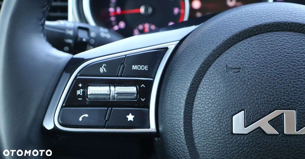 Kia Ceed - 22