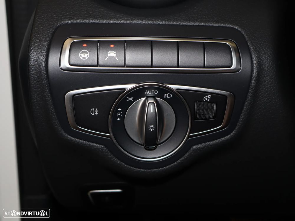 Mercedes-Benz C 300 de T 9G-TRONIC AMG Line - 34