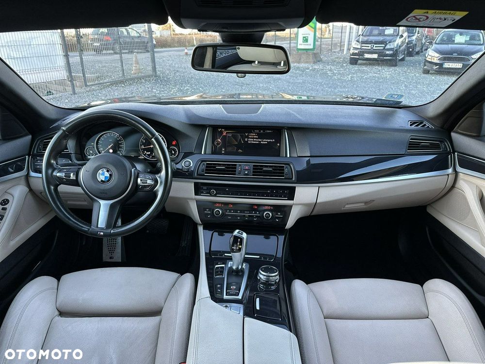 BMW Seria 5 528i xDrive - 33