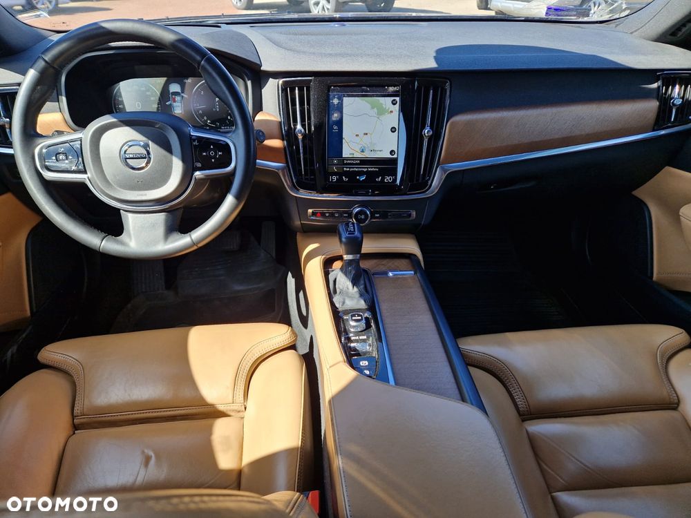 Volvo V90 D5 SCR AWD Inscription - 20