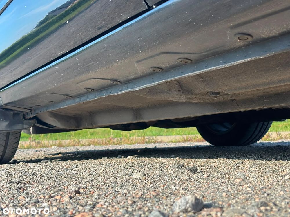 Toyota Camry - 14
