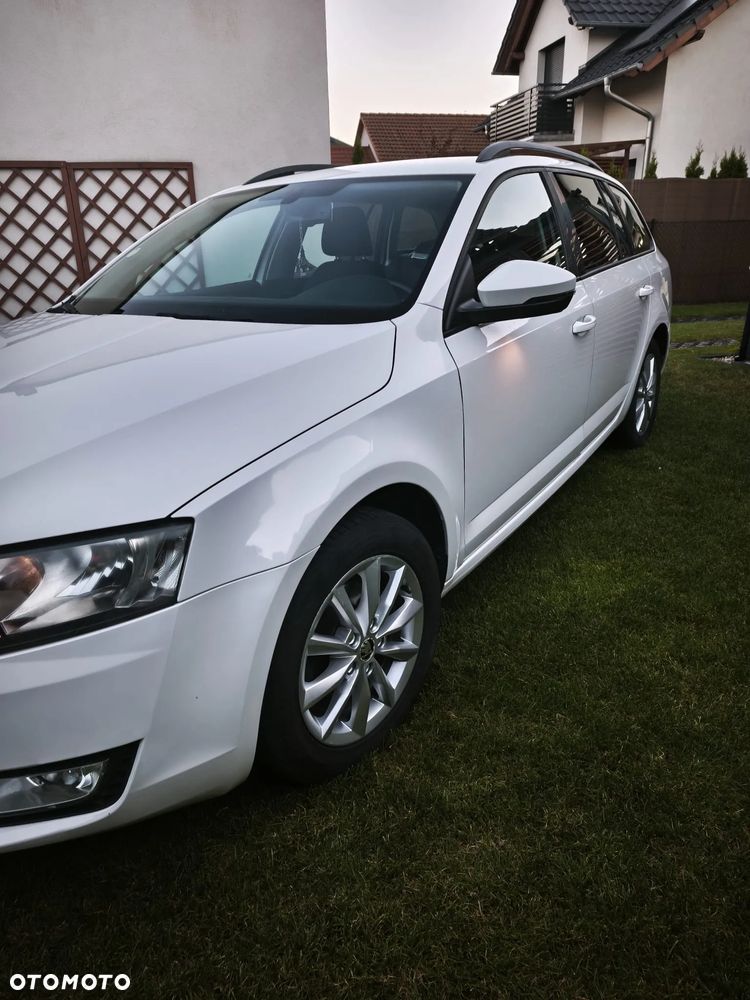 Skoda Octavia 1.6 TDI Edition - 3