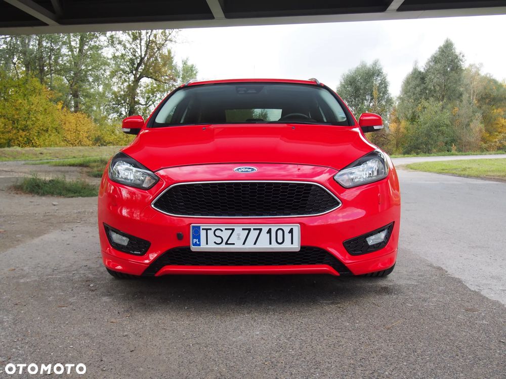 Ford Focus 1.0 EcoBoost ST-Line Red ASS - 3