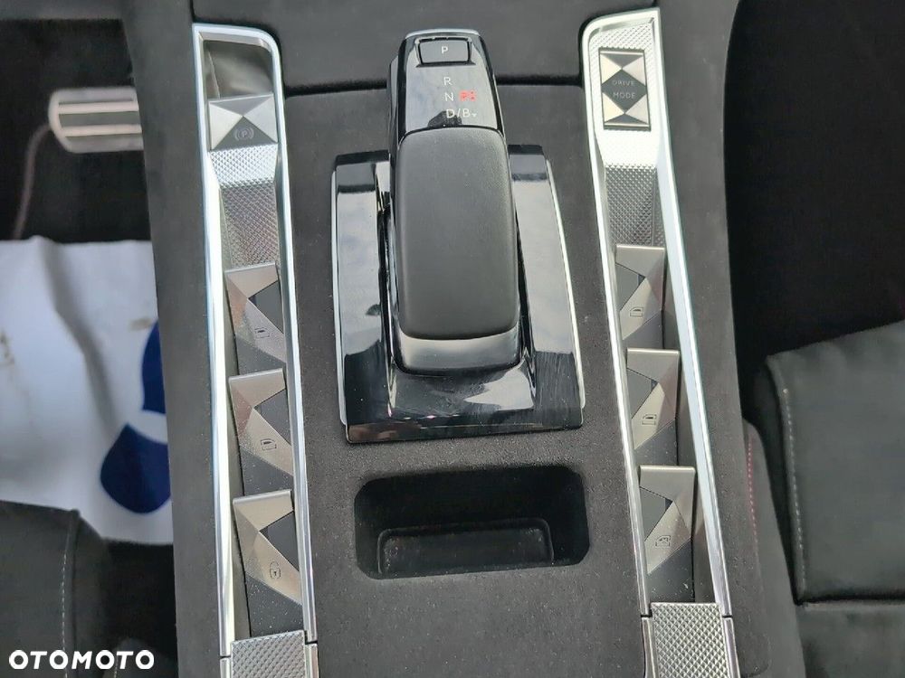 DS Automobiles DS 7 Crossback - 16