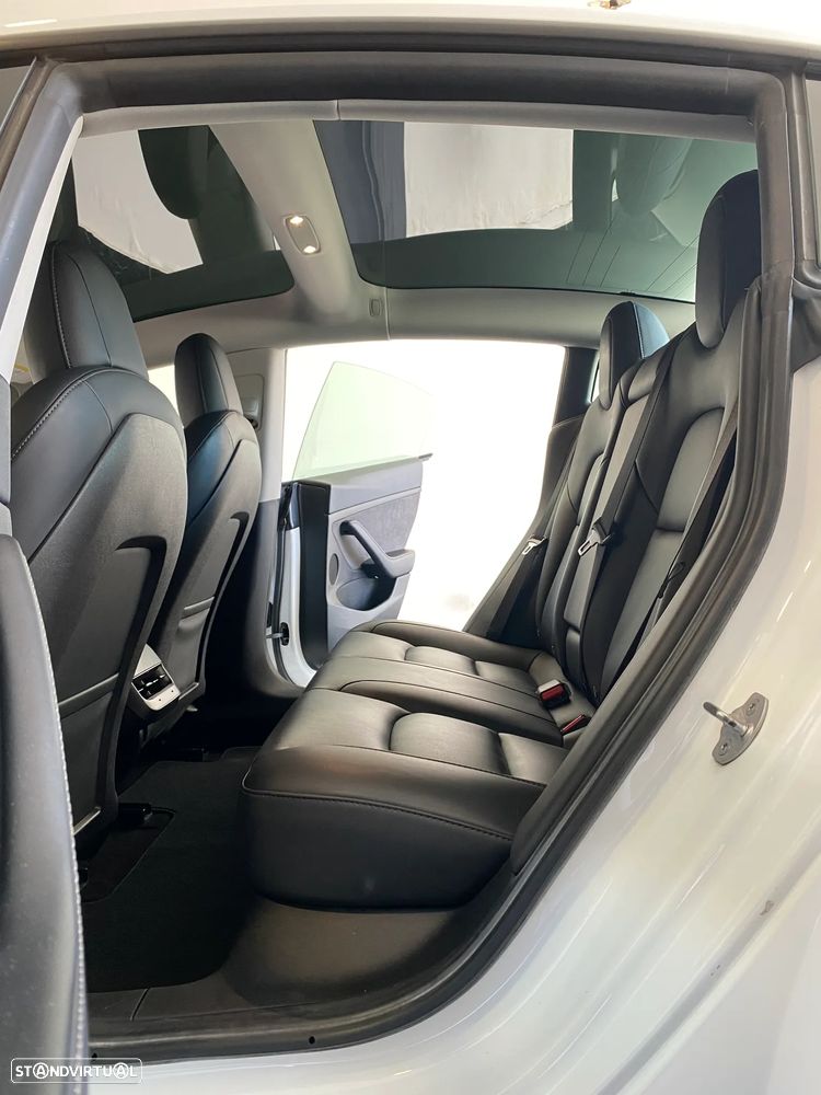 Tesla Model 3 Long Range Tração Traseira - 25