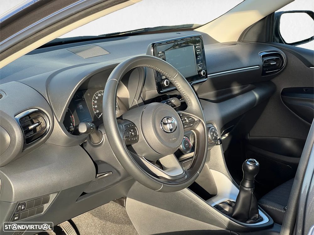 Toyota Yaris - 11