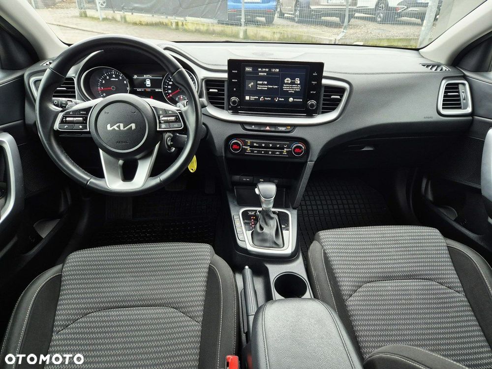 Kia Ceed 1.5 T-GDI M DCT - 28