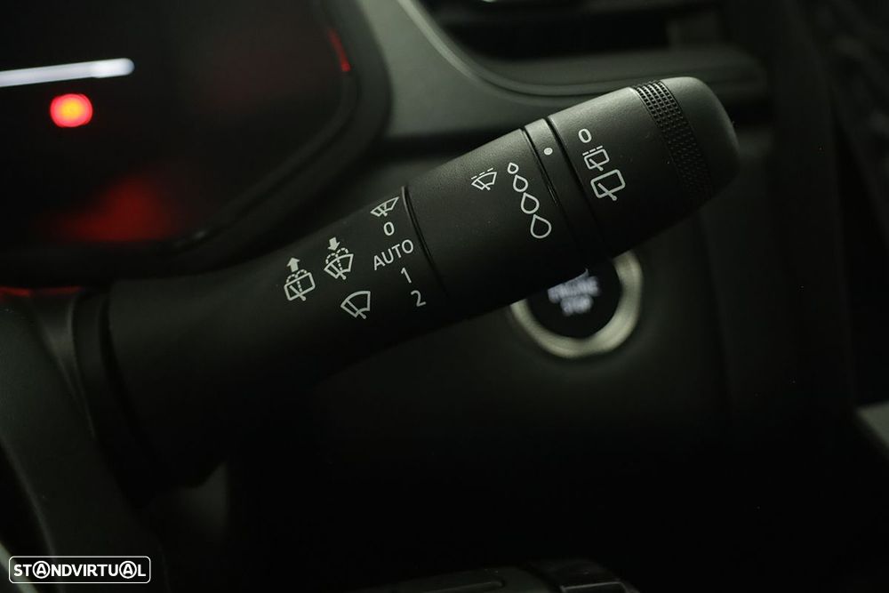 Renault Captur 1.0 TCe Techno Bi-Fuel - 17