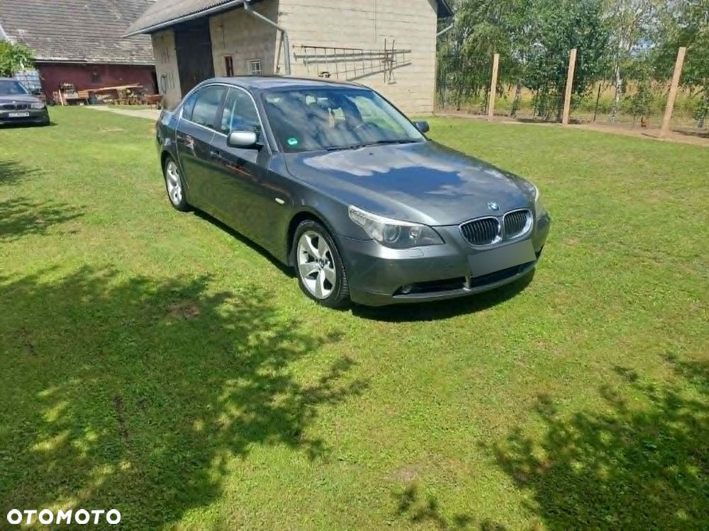 BMW Seria 5 525i - 10