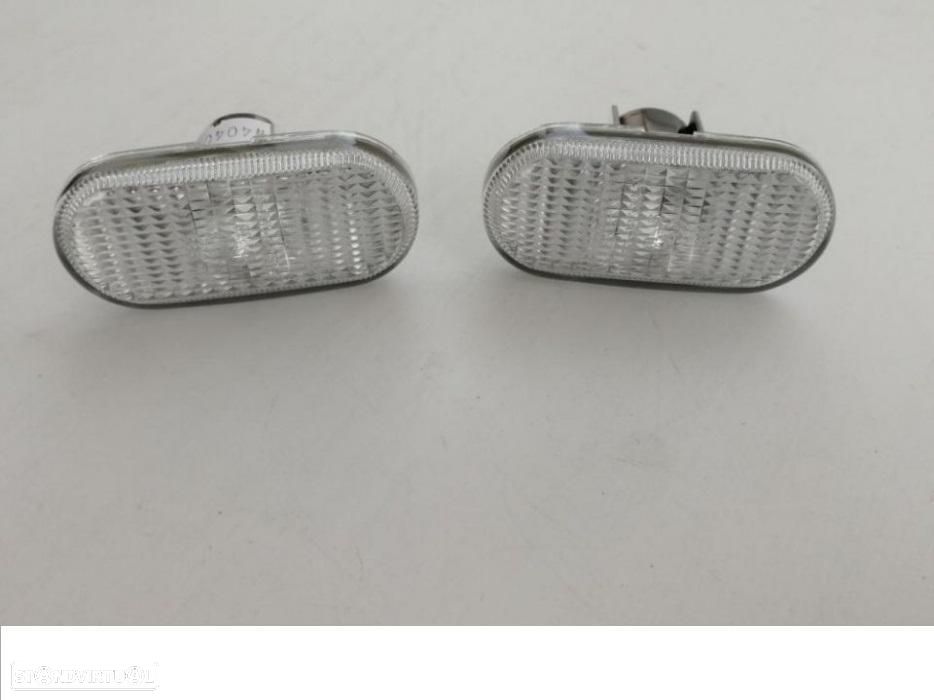 Piscas brancos guarda lamas ford focus c max (novos) - 1