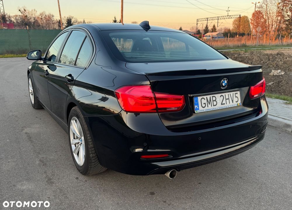 BMW Seria 3 316d Sport Line - 13