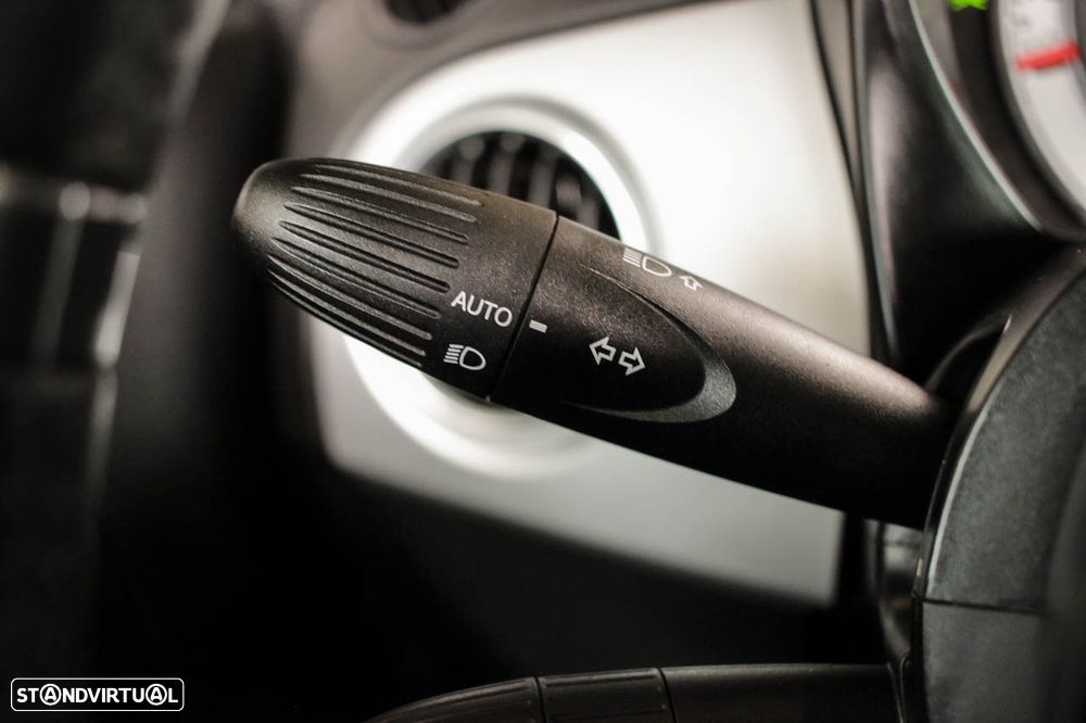 Fiat 500C 1.0 Hybrid Connect - 19