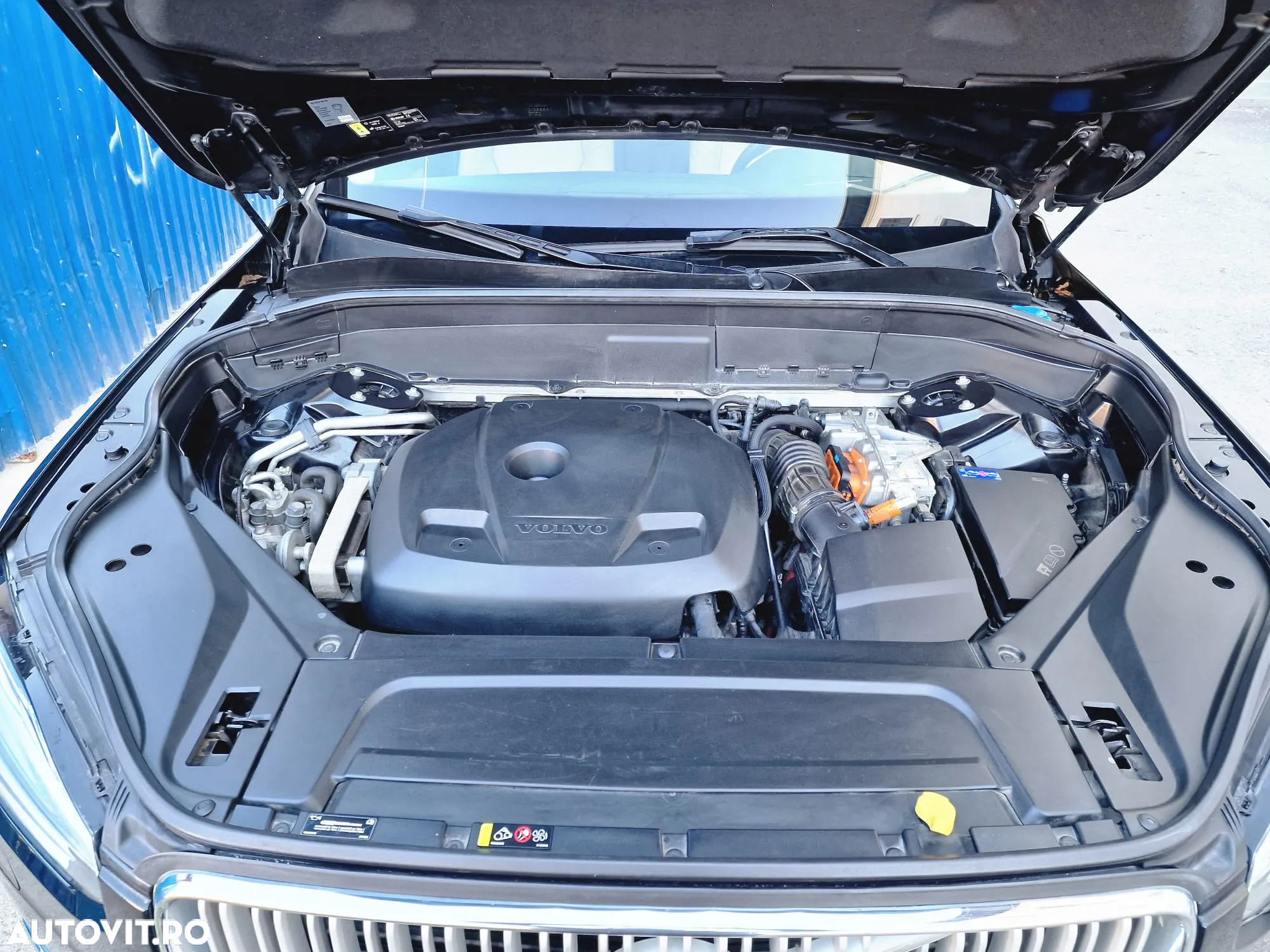 Volvo XC 90 T8 AWD Twin Engine Geartronic Inscription - 26