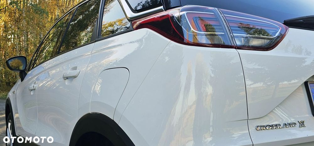 Opel Crossland X 1.2 T Design Line S&S - 21