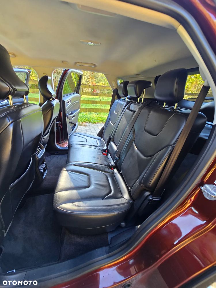 Ford Edge 2.0 TDCi Bi-Turbo 4x4 Titanium - 26