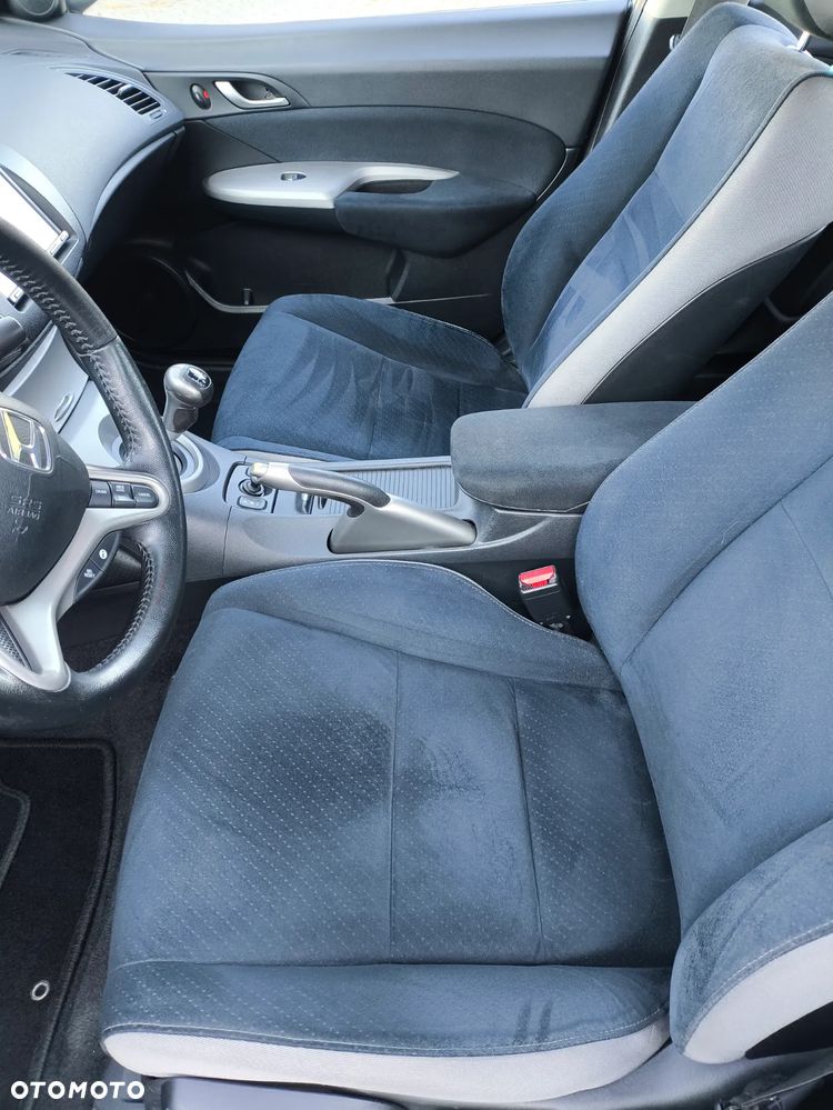 Honda Civic 1.8 Sport - 14