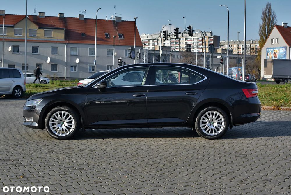 Skoda Superb 1.4 TSI ACT Ambition - 2