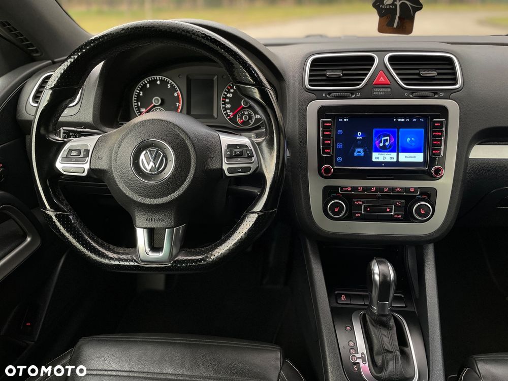 Volkswagen Scirocco 2.0 TSI Perfectline R-Style DSG - 12