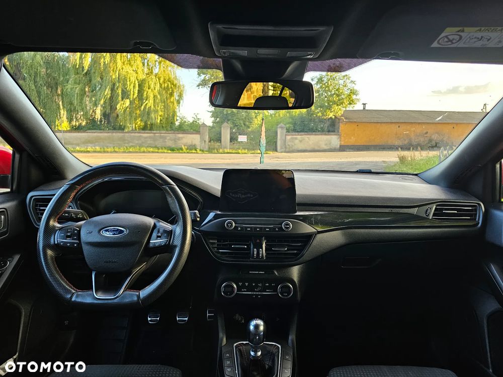 Ford Focus - 13