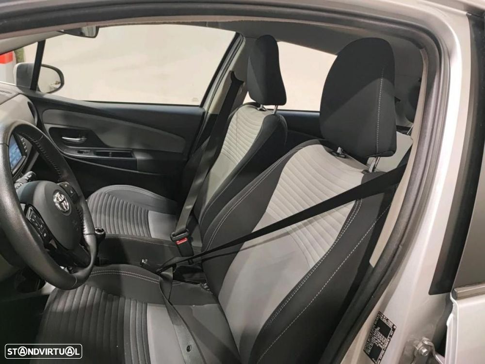 Toyota Yaris 1.0 VVT-i Comfort Plus - 5