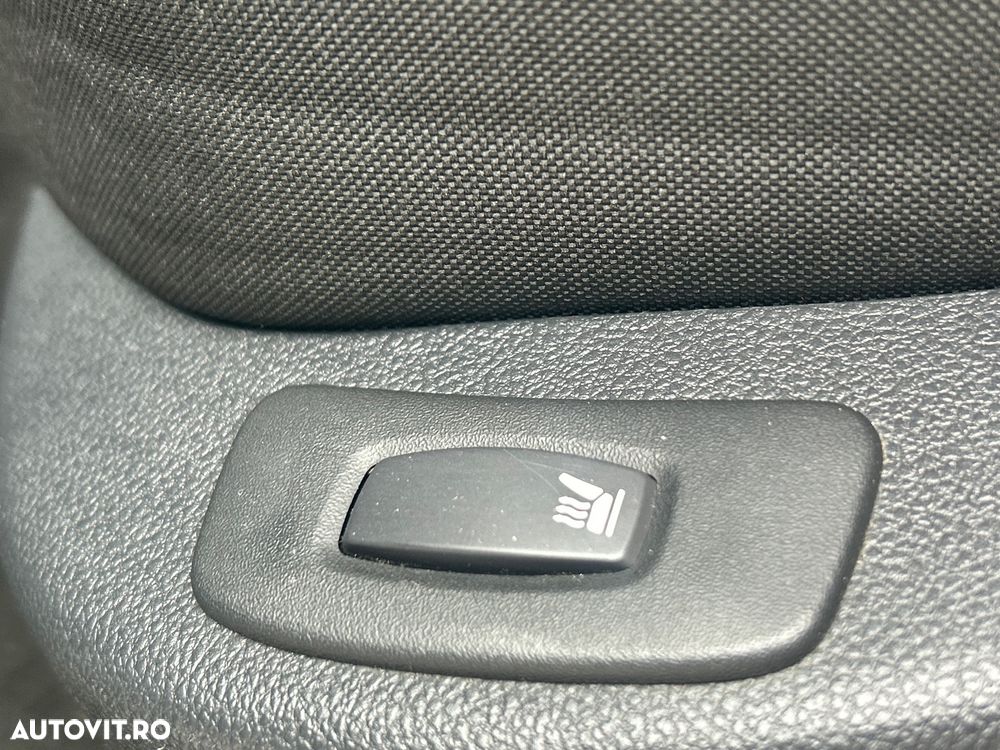 Renault Clio (Energy) TCe 90 Start & Stop LIMITED - 31