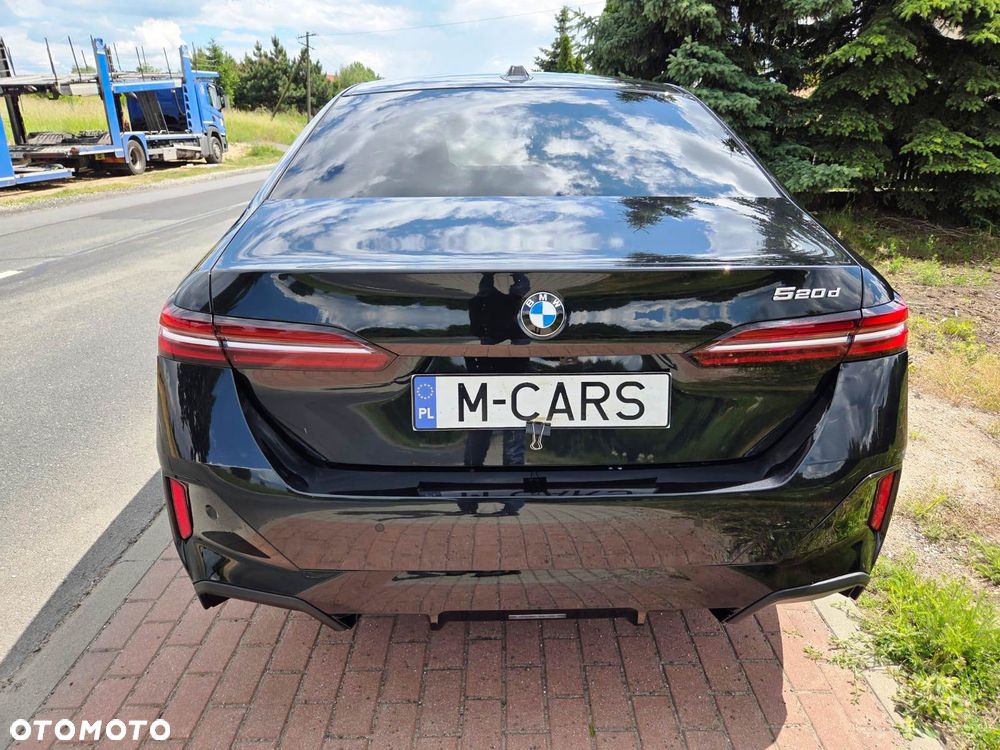 BMW Seria 5 520d mHEV M Sport - 2