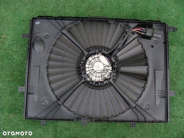 MERCEDES W205 LIFT NOWY WENTYLATOR A0999067800 A0995051455 - 2